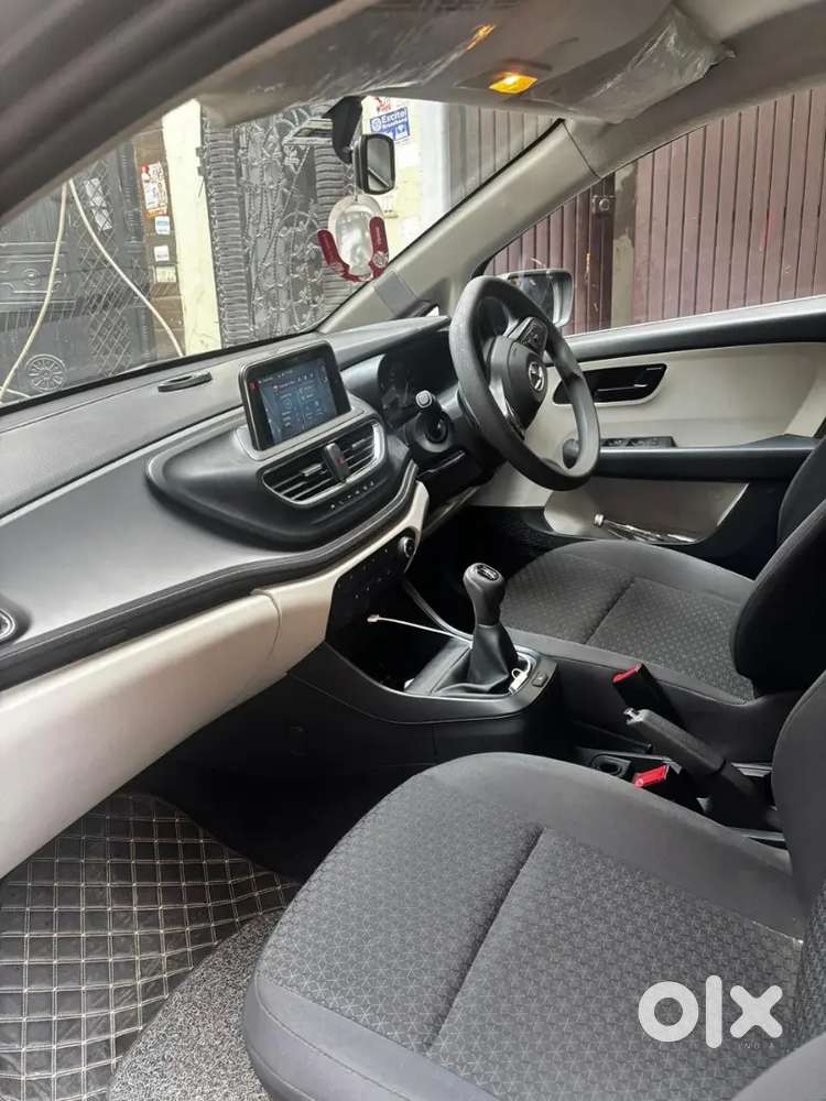 Tata Altroz Xm Plus 2022 Petrol Manual