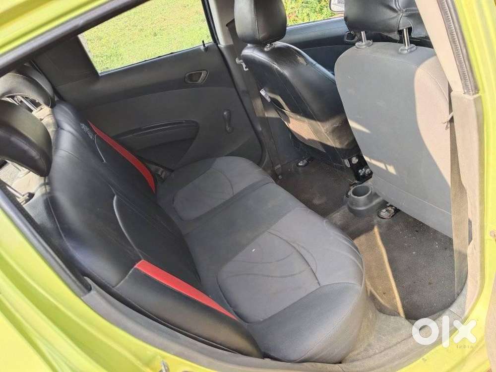 Chevrolet Beat, 2010, Petrol