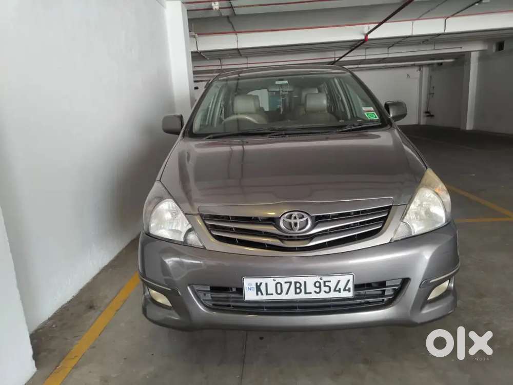 Toyota Innova 2009