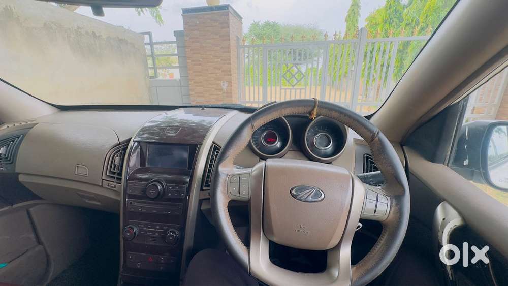 Mahindra Xuv500 Diesel 2013 Year