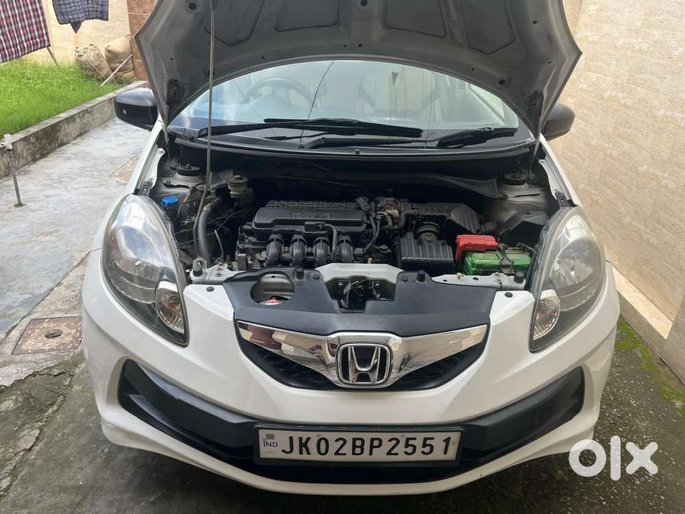 Honda Brio 2016 Petrol Well Maintained