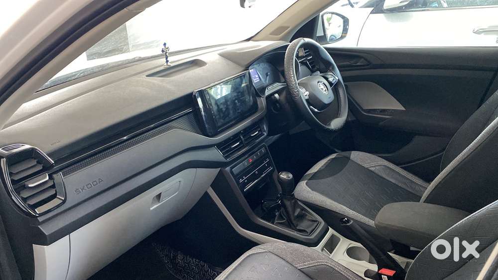 Skoda Kushaq 2023 Petrol 20500 Km Driven