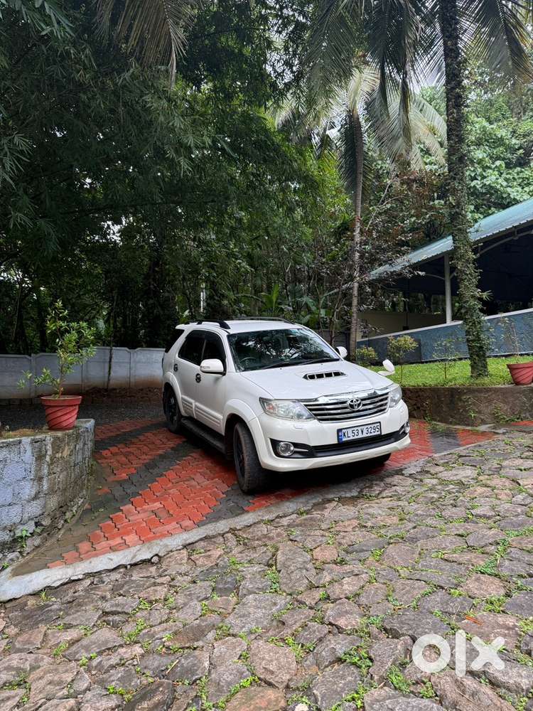 Toyota Fortuner 4x4 Diesel  2014