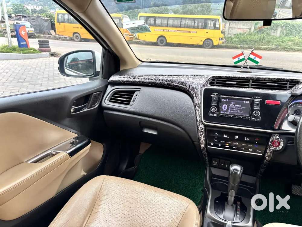 Honda City 2015 Petrol Automatic Vx Optional 74000 Km Driven