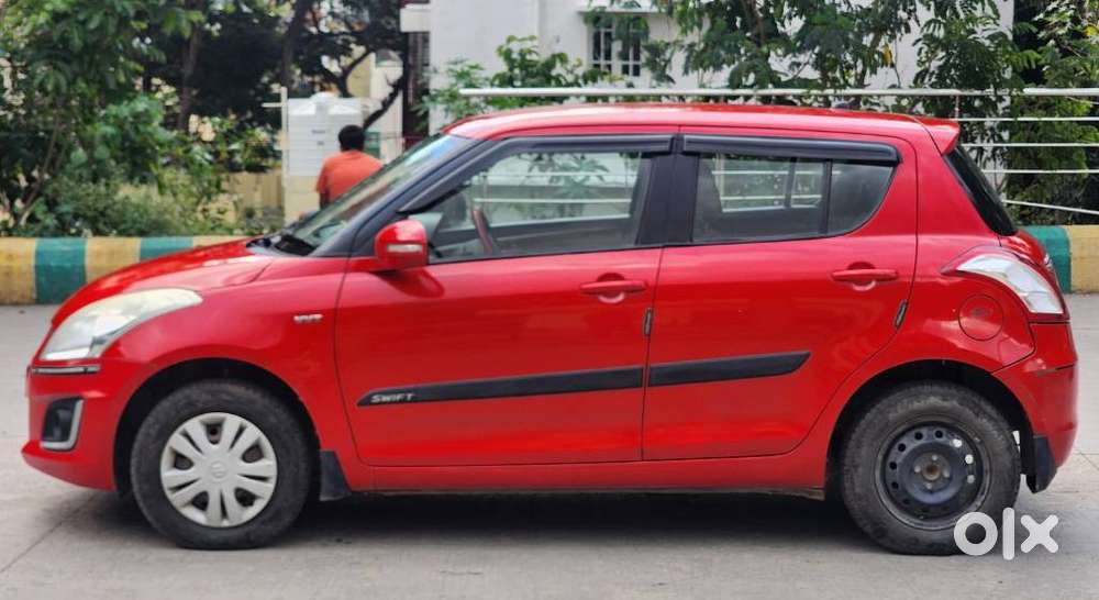 Maruti Suzuki Swift Vxi + Manual, 2006, Petrol