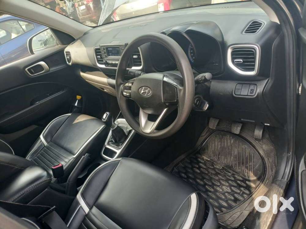 Hyundai Venue Sx, 2019, Petrol