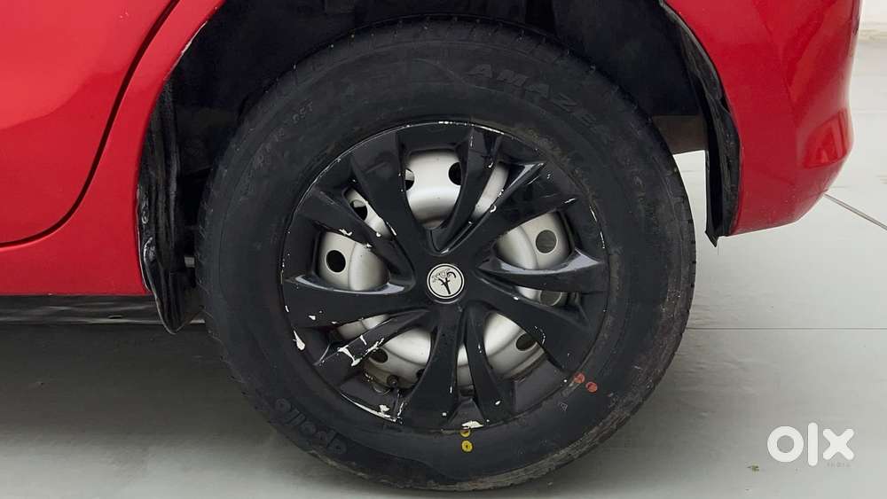 Maruti Suzuki Swift 1.3 Lxi, 2019, Petrol