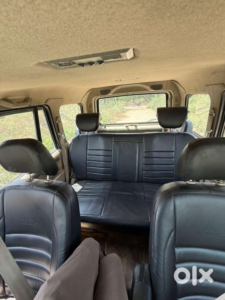 Scorpio Dec 2014  Diesel   1st Owner