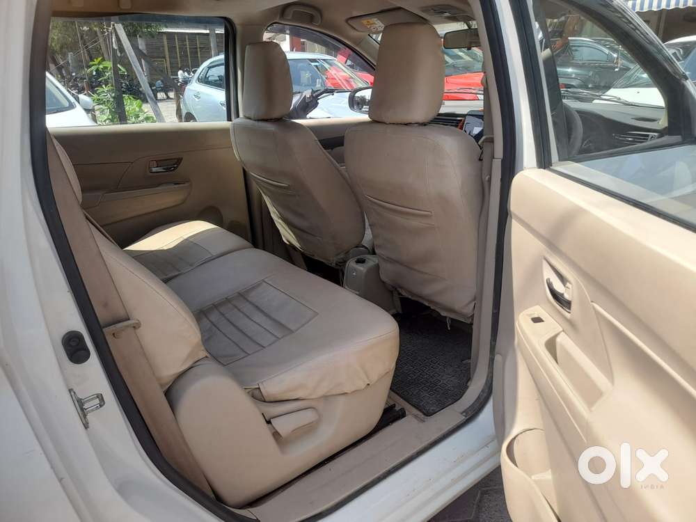 Toyota Rumion S Cng, 2024, Petrol