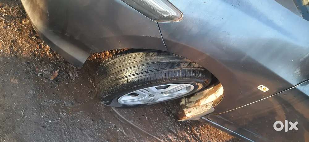 હોન્ડા સિટી  ભાવ  155000