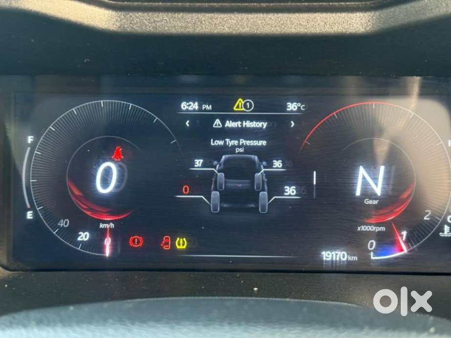 Mahindra Xuv 3xo Ax7l Petrol Mt, 2024, Petrol