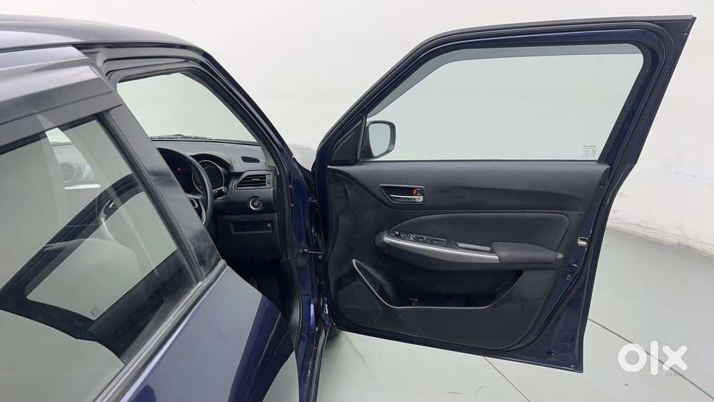 Maruti Suzuki Swift 1.3 Zxi, 2022, Petrol