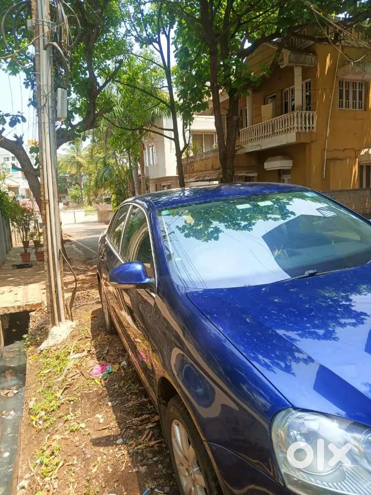 Volkswagen Jetta 2010 Petrol 98000 Km Driven