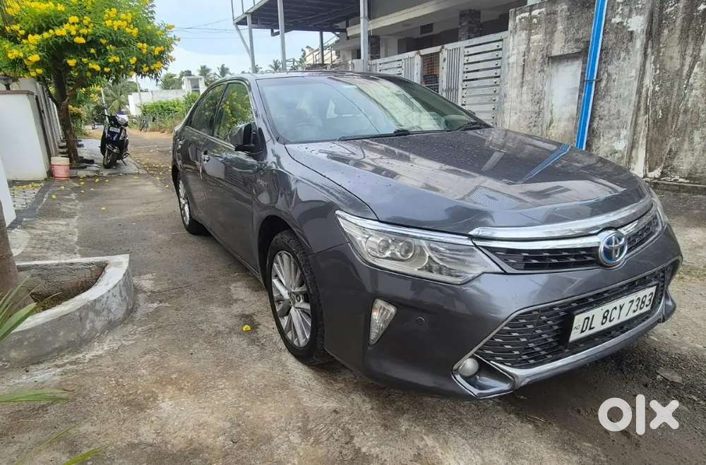 Toyota Camry 2.5 Hybrid 2016