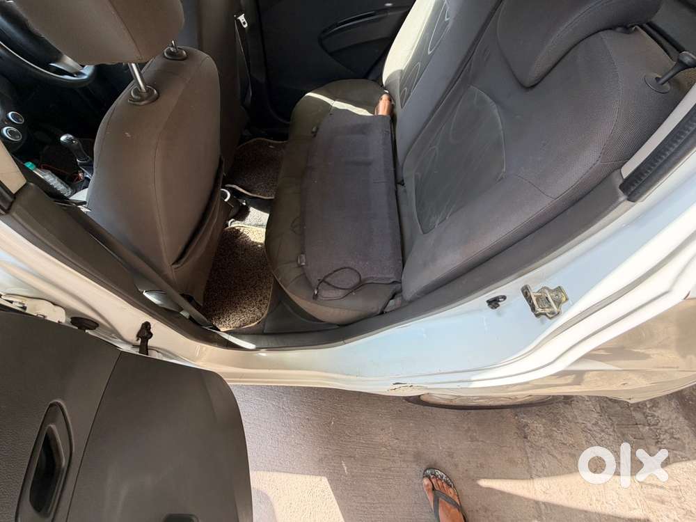 Chevrolet Beat Lt Petrol 2nd 2012