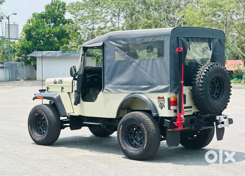 Mahindra Jeep 2006
