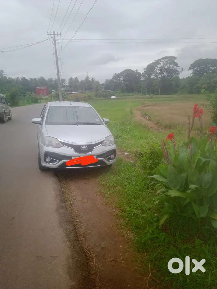 Toyota Etios 2016 Diesel 142000 Km Drivoes