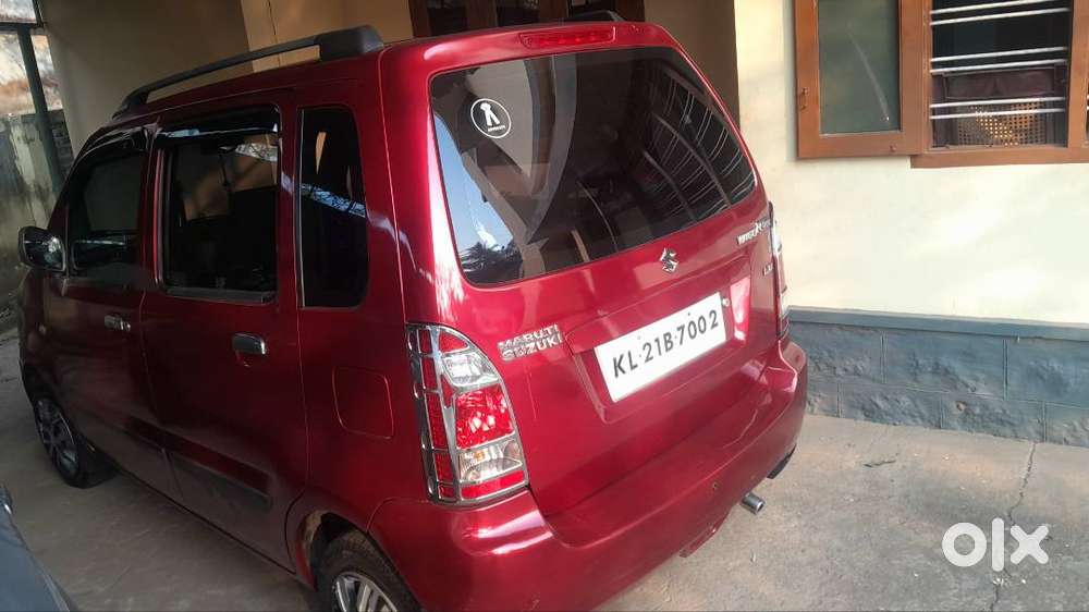 Single Owner, Bumber To Bumber Insurance Up To Feb 2027,new Battery,