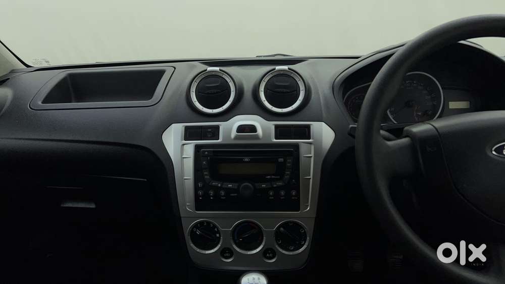 Ford Figo 2010-2012 Petrol Zxi, 2011, Petrol