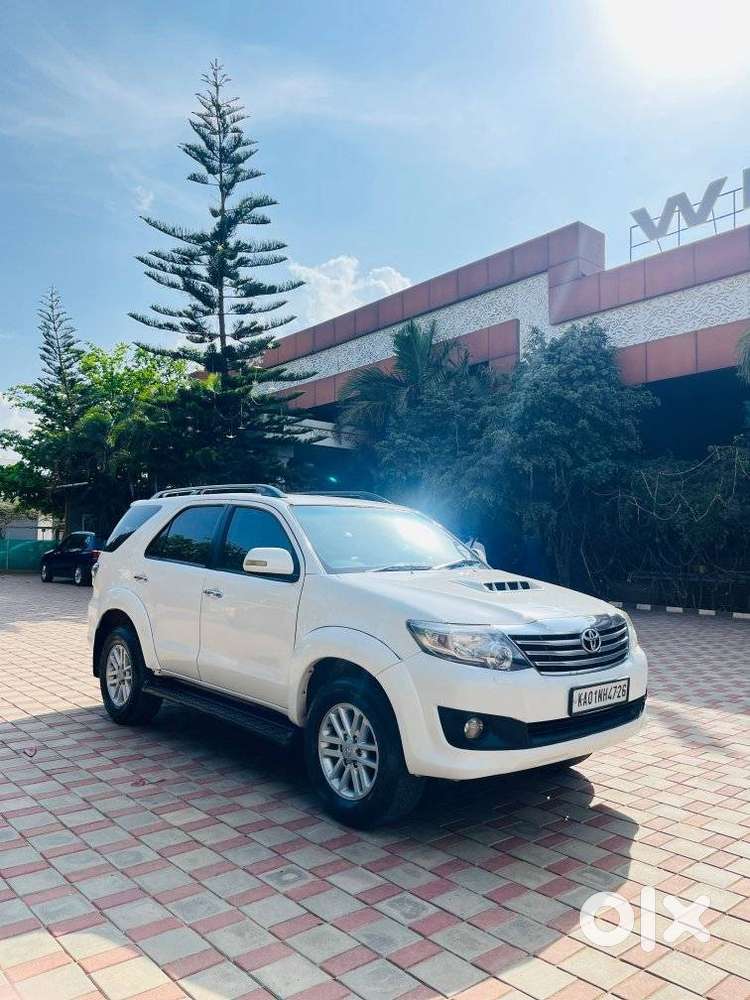 Toyota Fortuner 3.0 4x2 Mt, 2012, Diesel