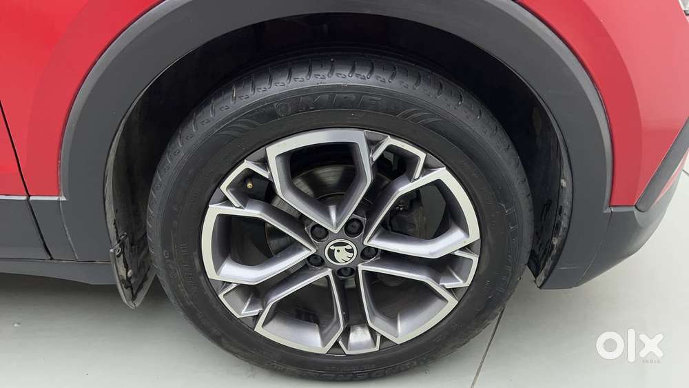 Skoda Kushaq 1.0 Tsi Style, 2022, Petrol