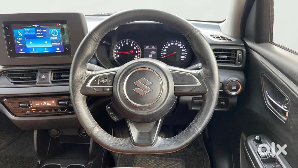 Maruti Suzuki Swift 1.2 Vxi (o), 2024, Petrol