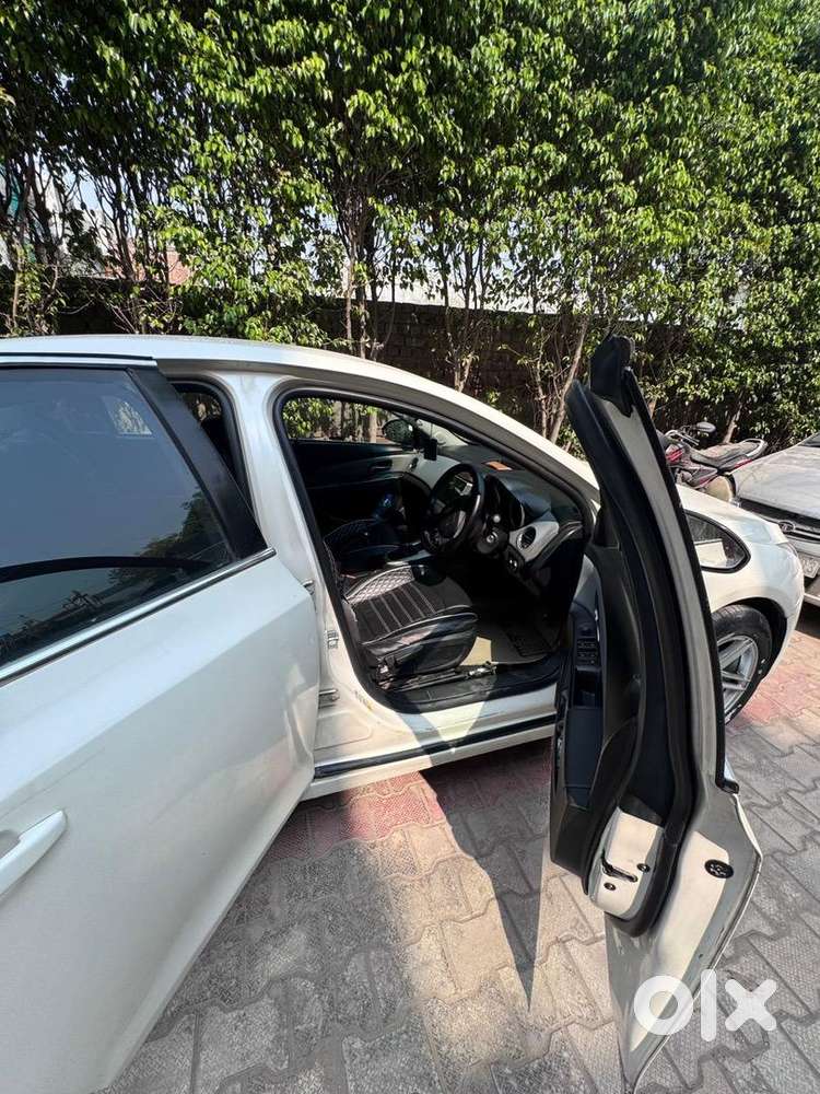 Chevrolet Cruze 2011 Diesel Well Maintained