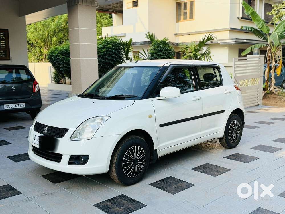 Maruti Suzuki Swift Vxi Optional, 2010, Petrol