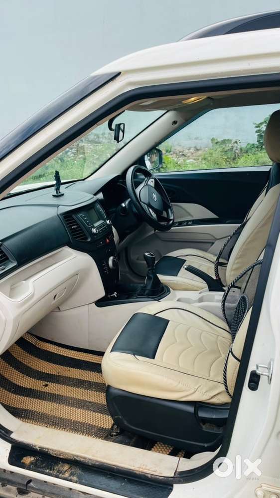 Mahindra Xuv300 July2022 Diesel Well Maintained