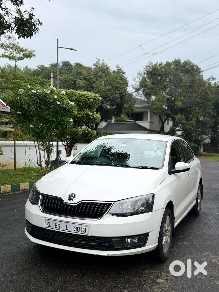 Skoda Rapid Automatic Petrol 2017