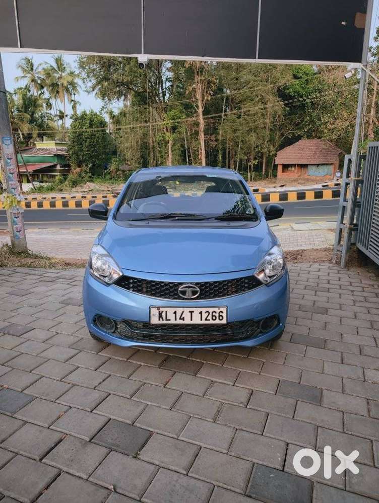 Tata Tiago, 2016, Petrol