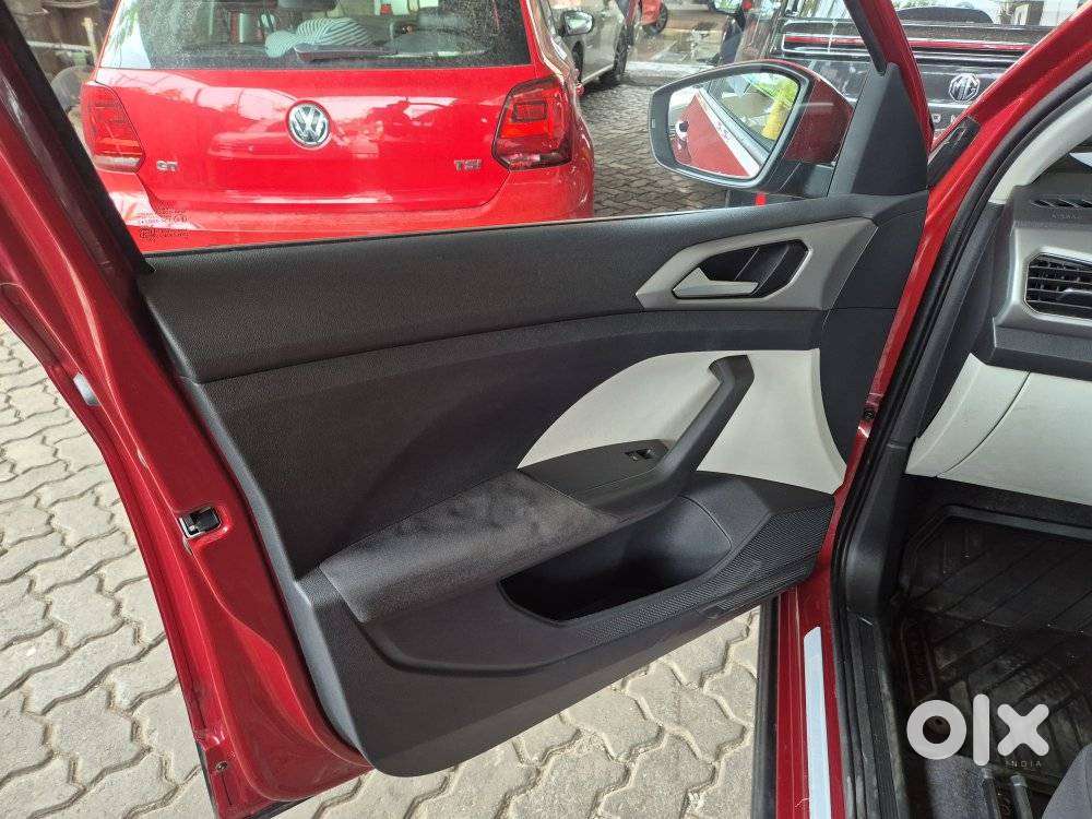 Volkswagen Taigun, 2022, Petrol