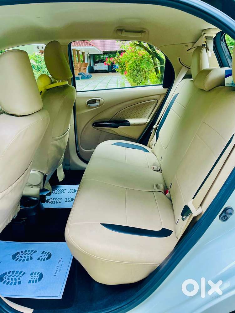 Toyota Etios Liva V Dual Tone, 2019, Petrol
