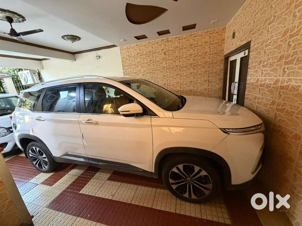 Mg Hector Petrol 2022, Km Driven Sharp