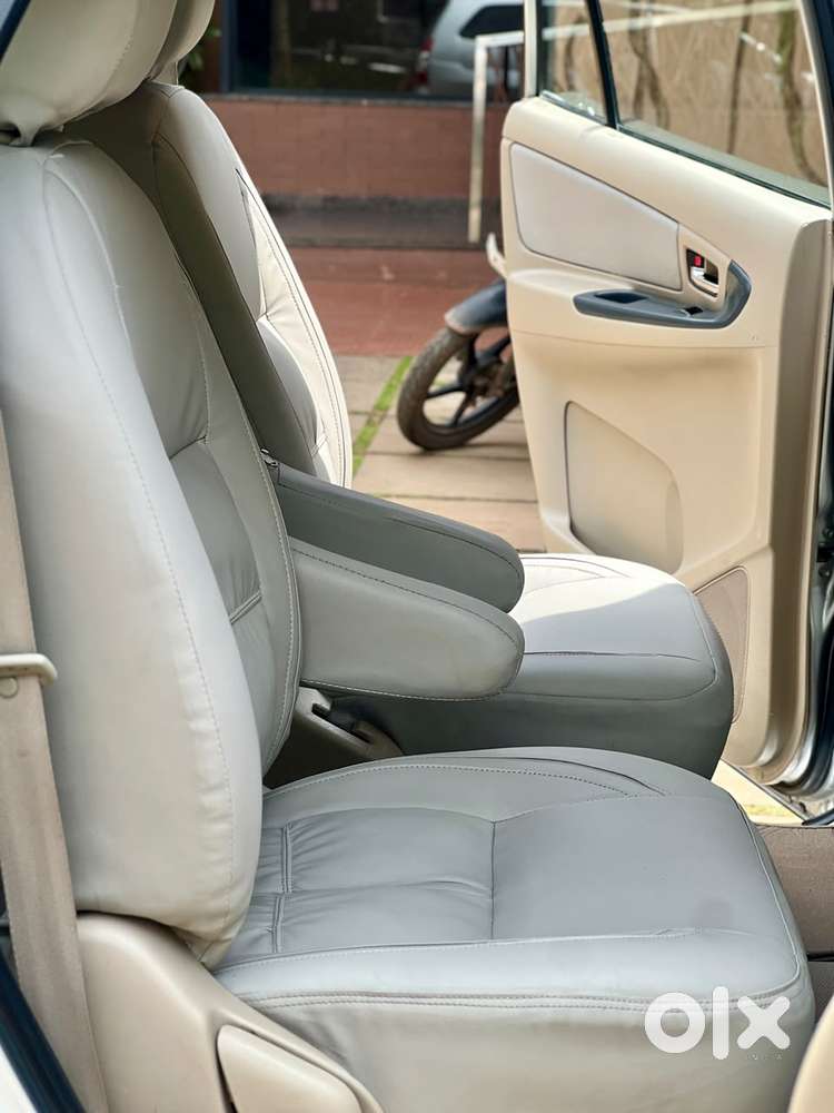 Toyota Innova 2.5 G (diesel) 7 Seater, 2014, Diesel