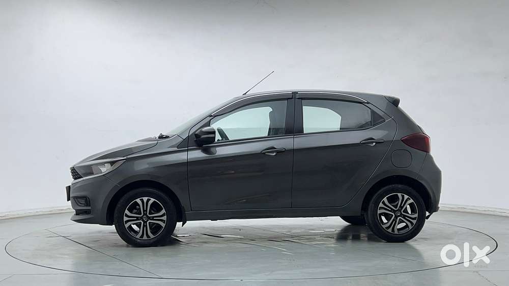 Tata Tiago 1.2 Revotron Xta, 2023, Petrol