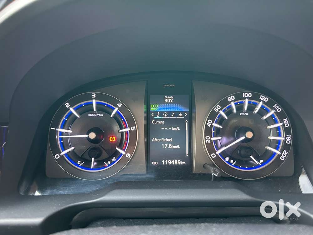 Toyota Innova Crysta Zx Diesel 2016