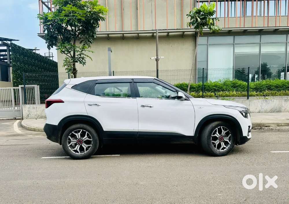 Kia Seltos Oct 2021 D Special Edition 64888 Km Driven At ₹10,75,000/-.