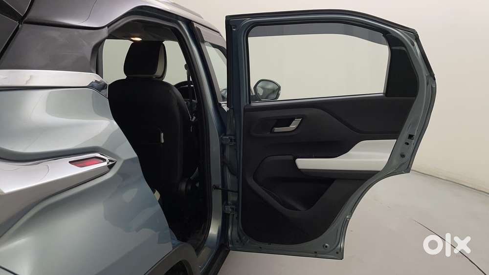 Tata Punch Creative Amt, 2022, Petrol