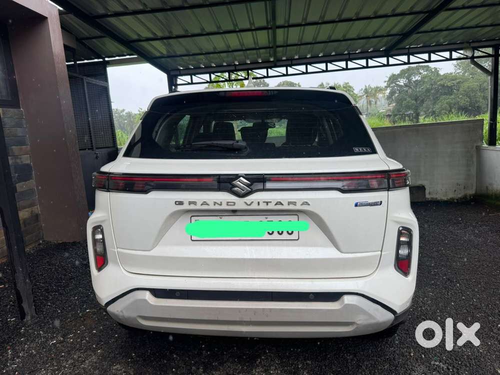 Maruti Suzuki Grand Vitara Smart Hybrid Alpha, 2023, Petrol