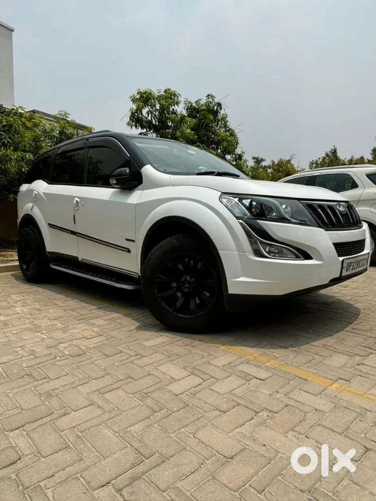Mahindra Xuv500 2017 Diesel 98000 Km Driven