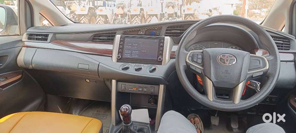 Toyota Innova Crysta 2.4 Gx Mt 8s, 2025, Diesel