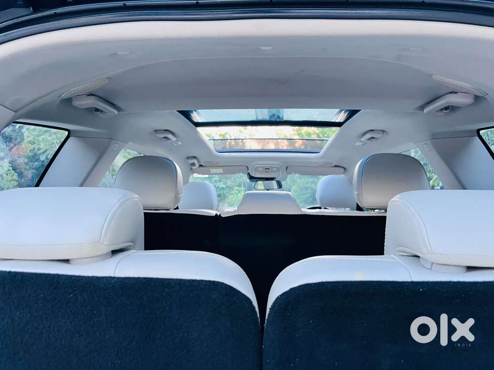 Mahindra Xuv700 2.2 Ax 7 Diesel At Luxury Pack Str, 2024, Diesel