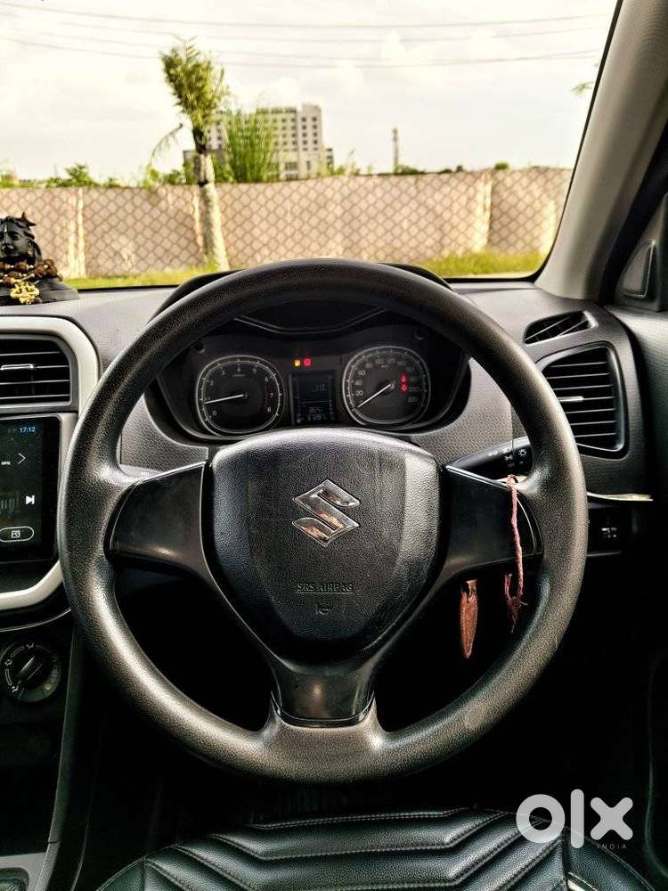 Maruti Suzuki Brezza 1.5 Vxi Smart Hybrid, 2022, Petrol