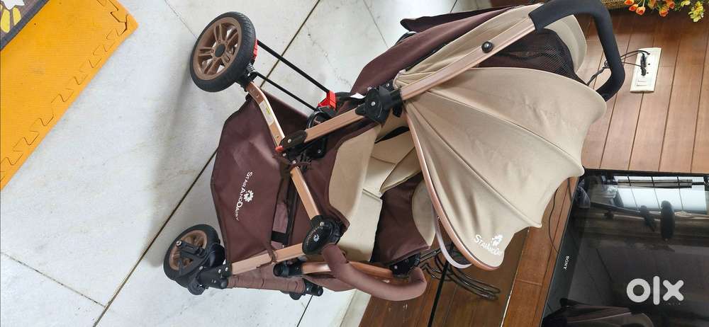 Star And Daisy baby pram Kids Furniture 1821291556