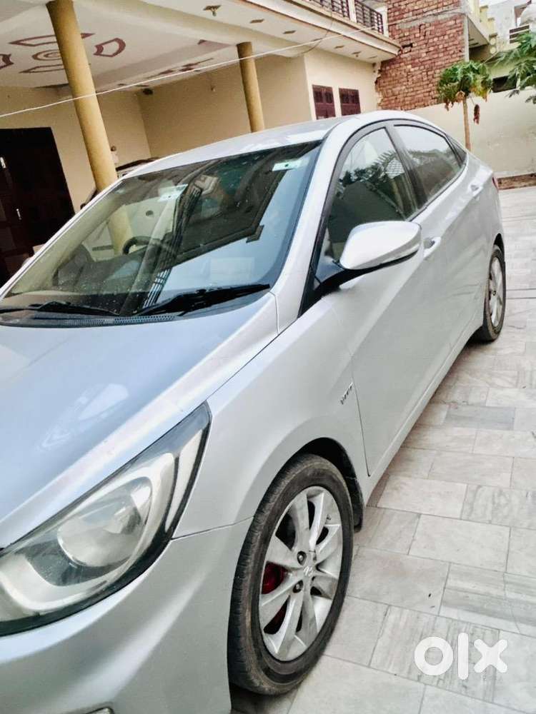 Hyundai Fluidic Verna 2011 Petrol Well Maintained