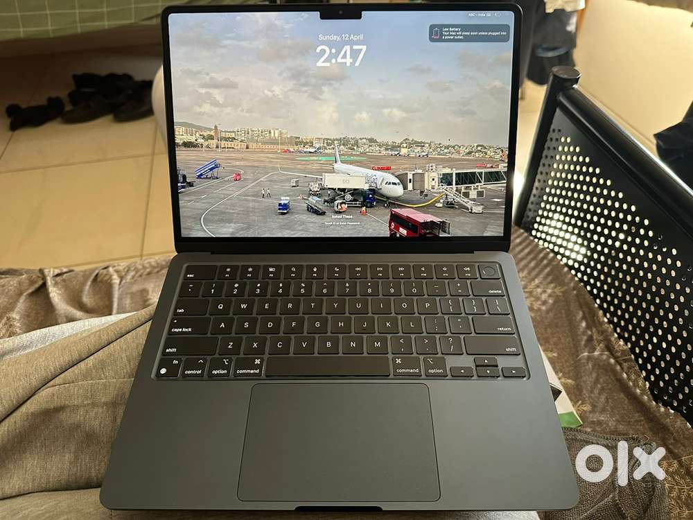 Macbook air M2 8/256