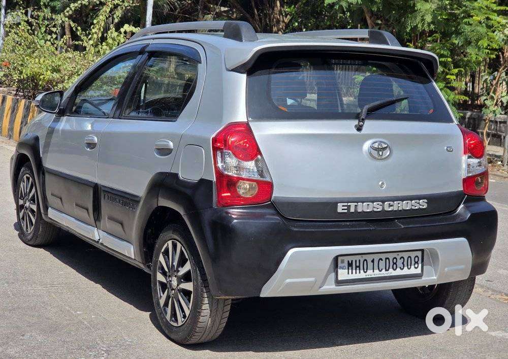 Toyota Etios Cross 1.2l G, 2016, Petrol