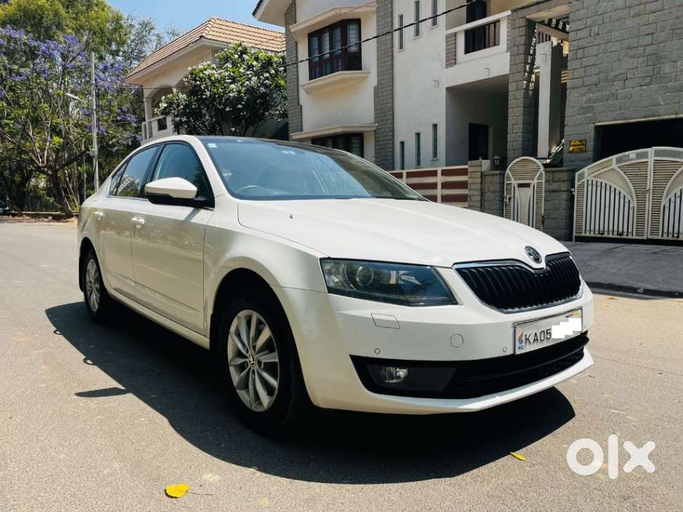 Skoda Octavia Elegance 2.0 Tdi At, 2015, Diesel