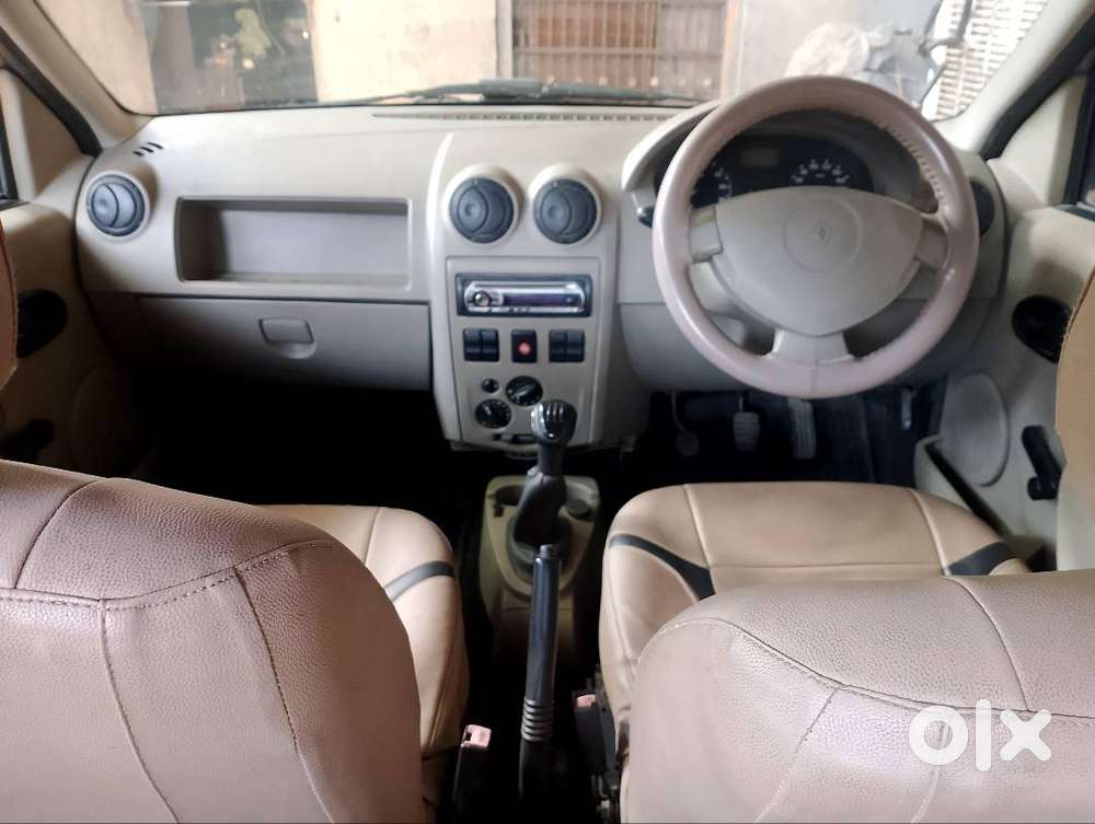 Mahindra Renault Logan .